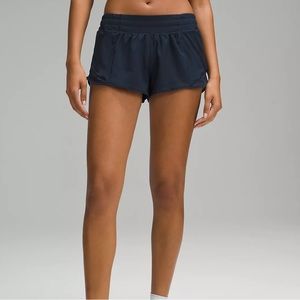 LULULEMON navy Hotty Hot shorts size 8